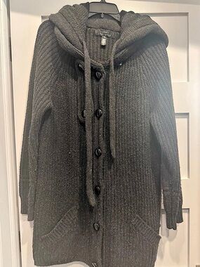 Robert Rodriguez Long
Hooded Chunky Knit Sweater Cardigan - Medium